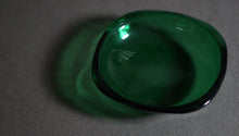 画像をギャラリービューアに読み込む, 昭和レトロ ガラス皿 緑