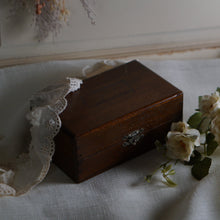 画像をギャラリービューアに読み込む, 留め金付き小箱