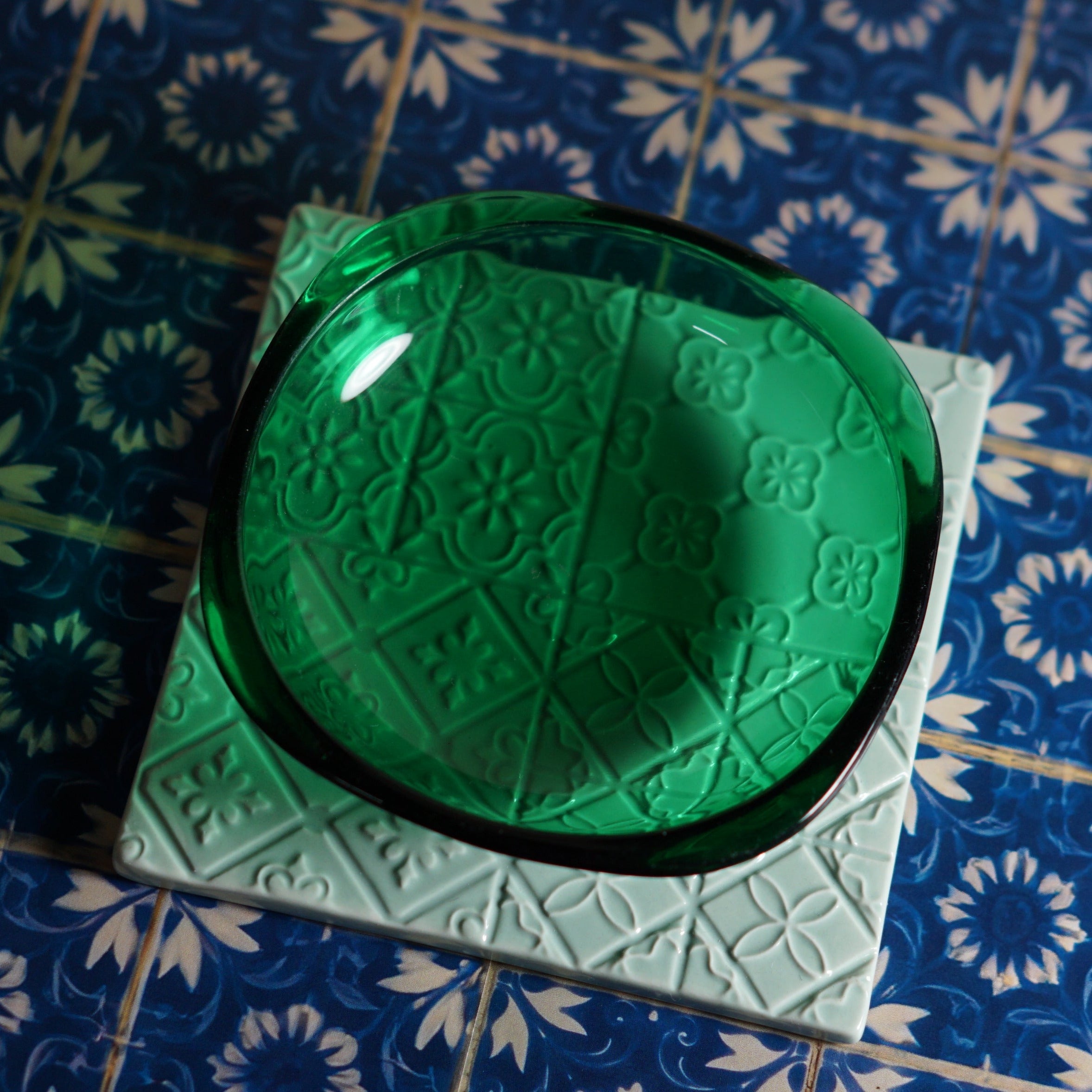 昭和レトロ ガラス皿 緑 – onetique