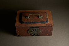 画像をギャラリービューアに読み込む, 【SWAN BRAND】アンティーク手提げ金庫