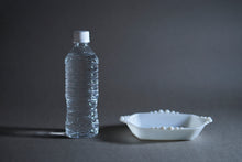 画像をギャラリービューアに読み込む, 【OLD PYREX】ミルクガラストレイ