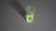 画像をギャラリービューアに読み込む, ウランガラス製 ショットグラス