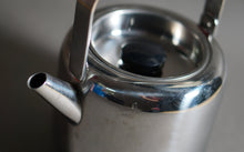 画像をギャラリービューアに読み込む, 【OPA】Finland ステンレス製コーヒーポット