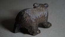 画像をギャラリービューアに読み込む, 木彫りのクマ