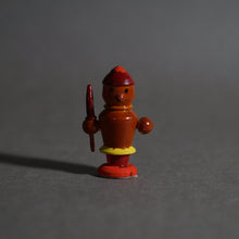 画像をギャラリービューアに読み込む, チェス駒のオブジェ 旧東ドイツ