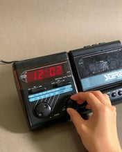 画像をギャラリービューアに読み込む, 昭和レトロ ラジカセ