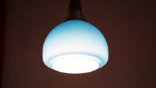 画像をギャラリービューアに読み込む, 【コイズミ製】 ペンダントライト(青)