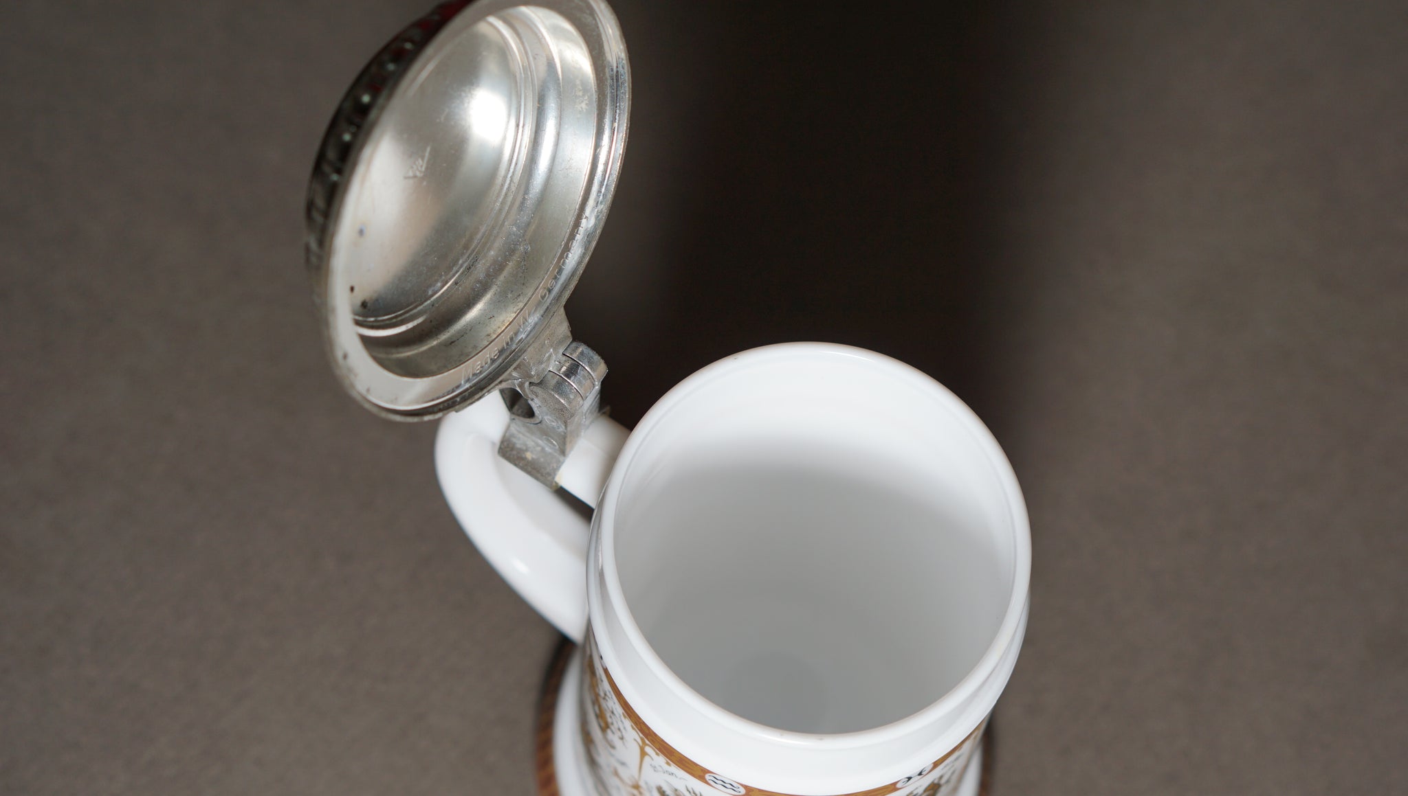 Original BMF】蓋付きビアマグ ミルクガラス – onetique