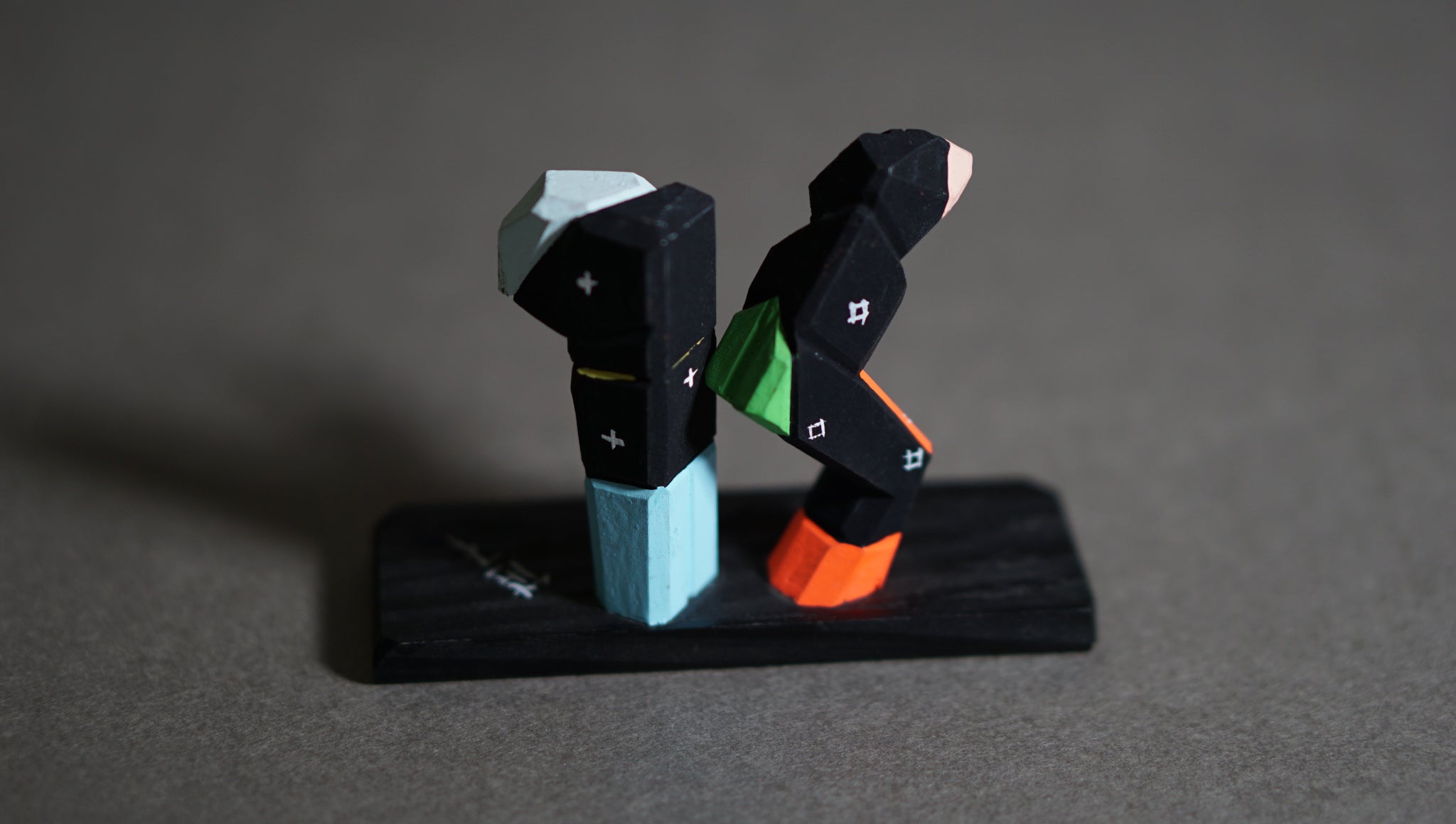 木彫り人形 Amazon.co.jp: 木彫り作家 川崎誠二の木彫りの動物たち マスコット