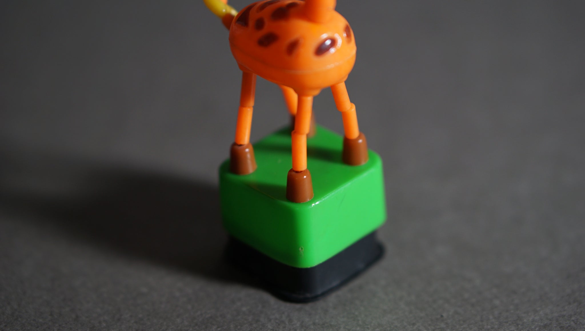 昭和レトロ】 プッシュパペット 犬 キリン – onetique