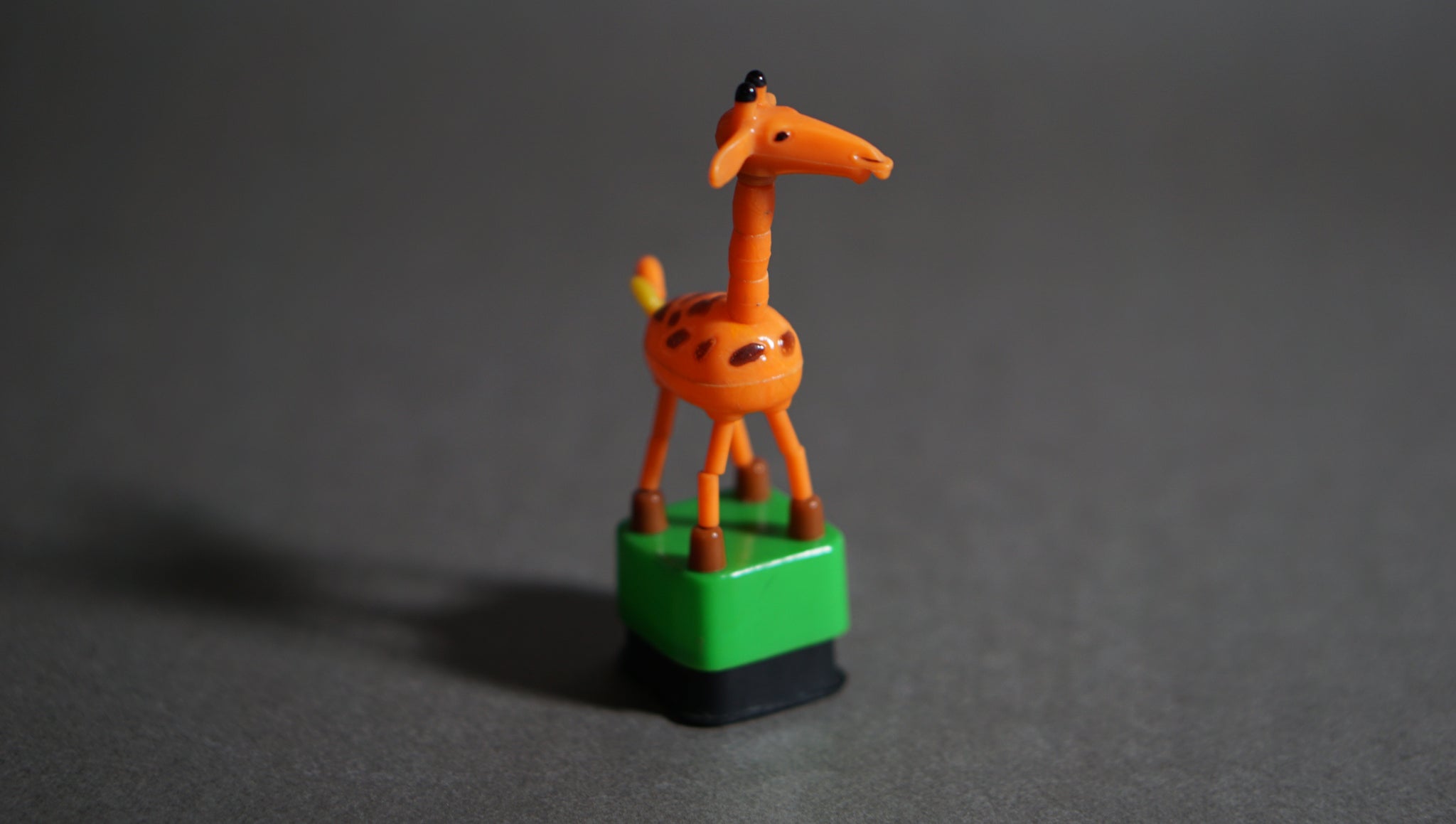 昭和レトロ】 プッシュパペット 犬 キリン – onetique