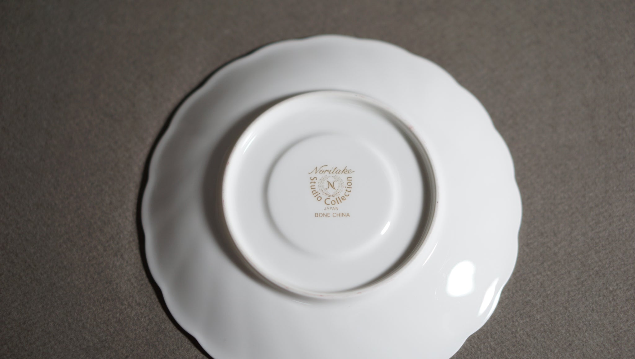 Noritake 文鳥 木蓮 フィギュリン H約170mm W約150mm D約90mm ボーン 